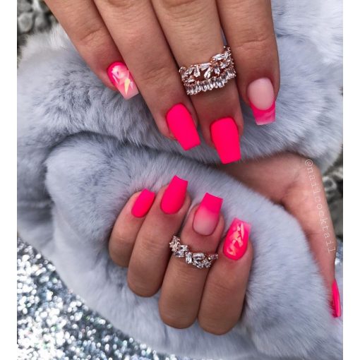 Gél Lakk - DN152 - Neon rózsaszín - Zselé lakk