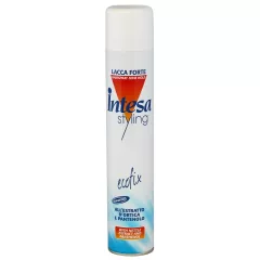 Intesa hajlakk erős tartás 300ml