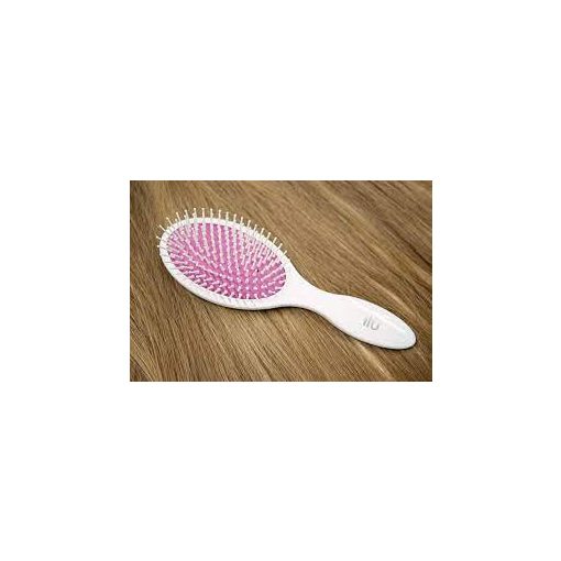 ilū Ovál Párnás Hajkefe gombos tűskékkel