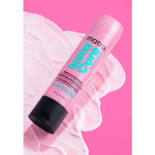 Matrix Total Results Insta Cure Build- A-Bond Kondicionáló 1000 ml