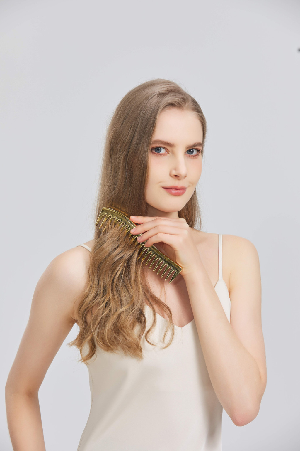 Sister Young ZURI Gold fésű